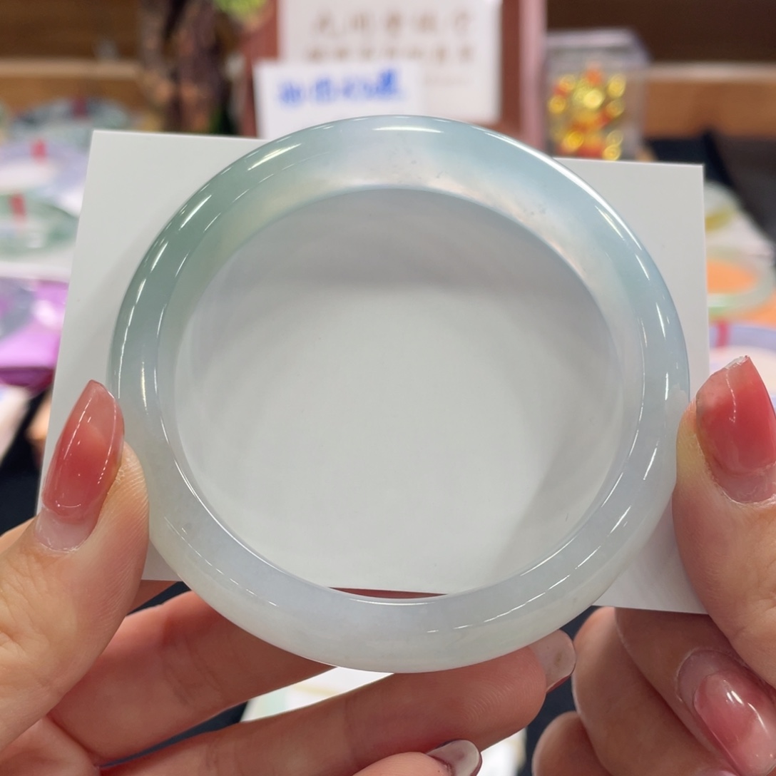翡翠手镯未镶嵌58.4冰蓝
