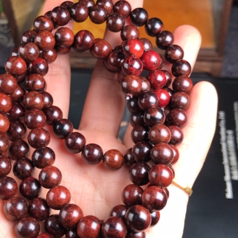 降真香把件原****?海南红降