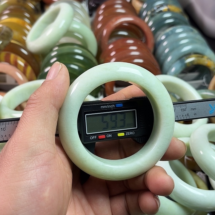 蛇纹石玉合金手镯