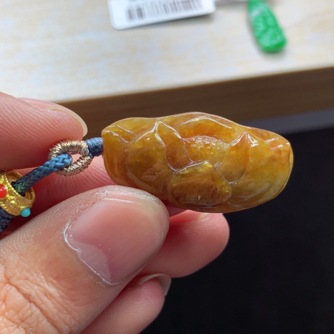 颈饰未镶嵌翡翠吊坠
