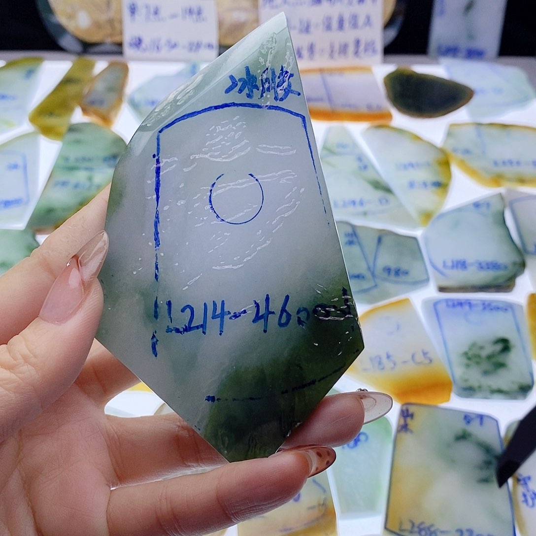 未镶嵌定制翡翠菠*纯天然