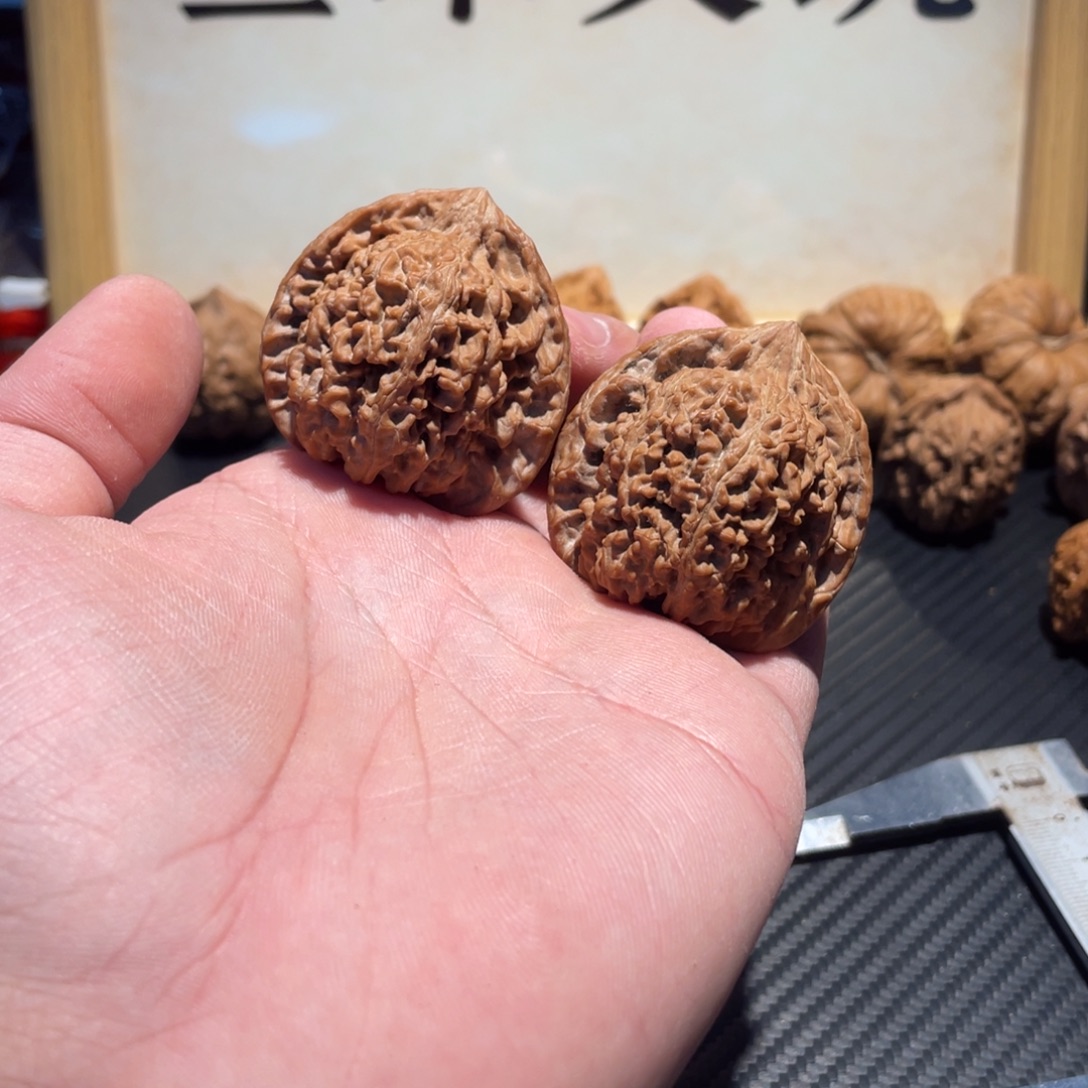 文玩核桃吊坠满天星