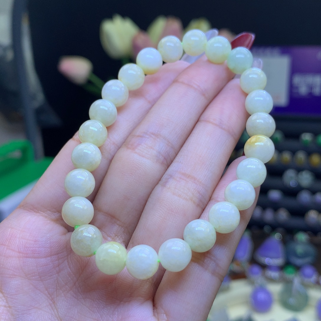 翡翠颈饰未镶嵌天然