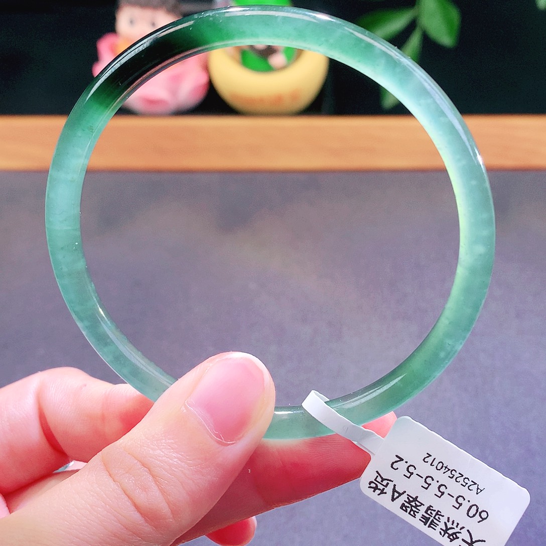 翡翠未镶嵌手镯天然翡翠
