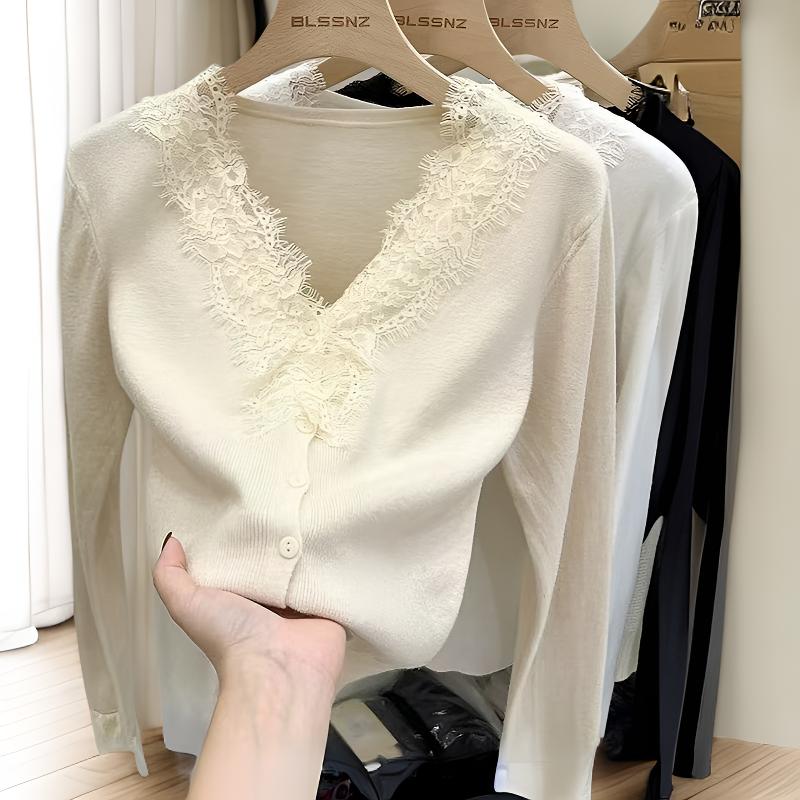 7Lu 法式蕾丝领针织开衫V领蕾丝拼接针织衫女短款上衣小众打底衫
