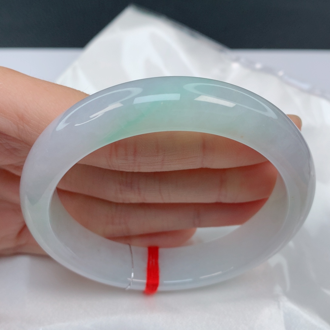 翡翠手镯未镶嵌56.8正圈