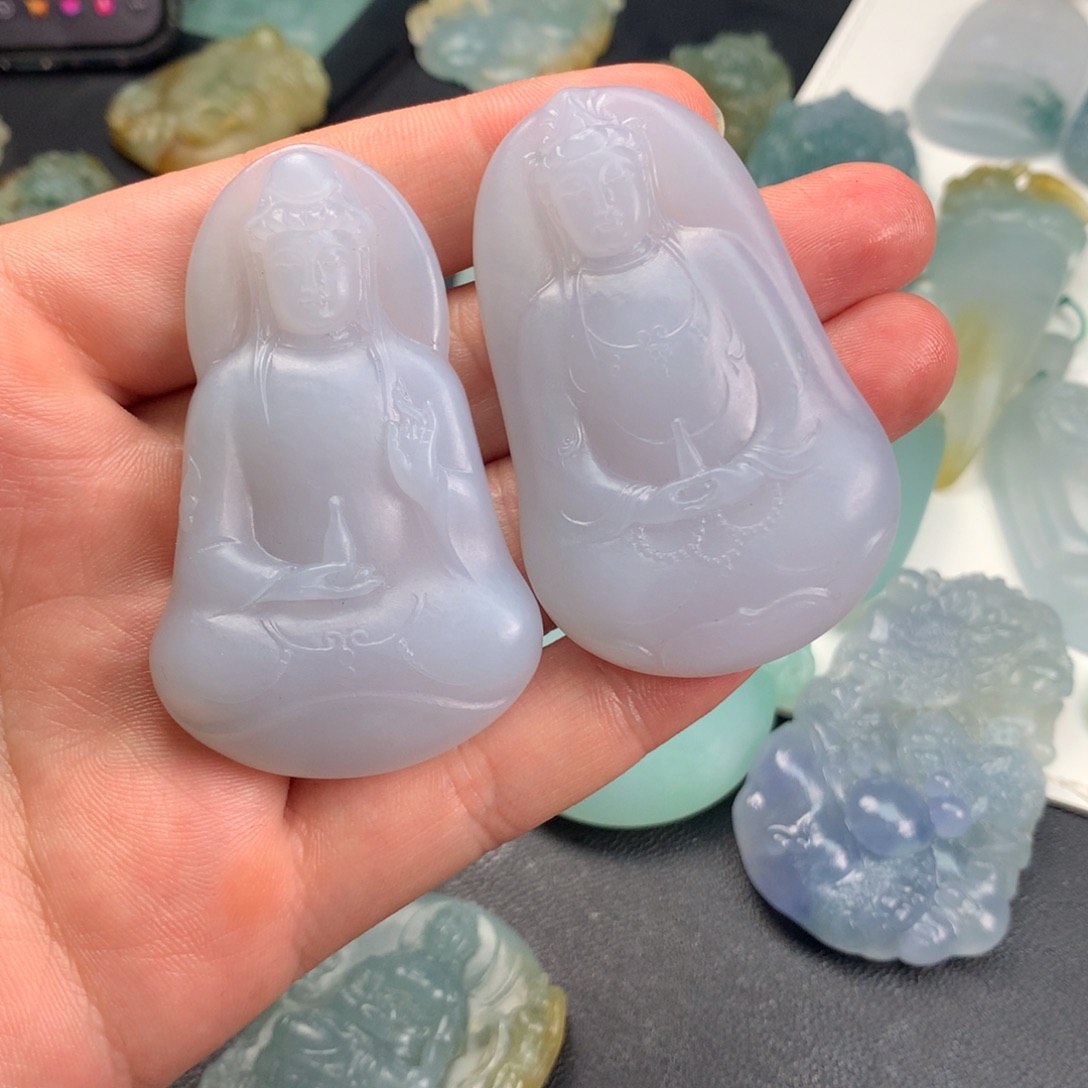 定制翡翠未镶嵌翡翠素衣