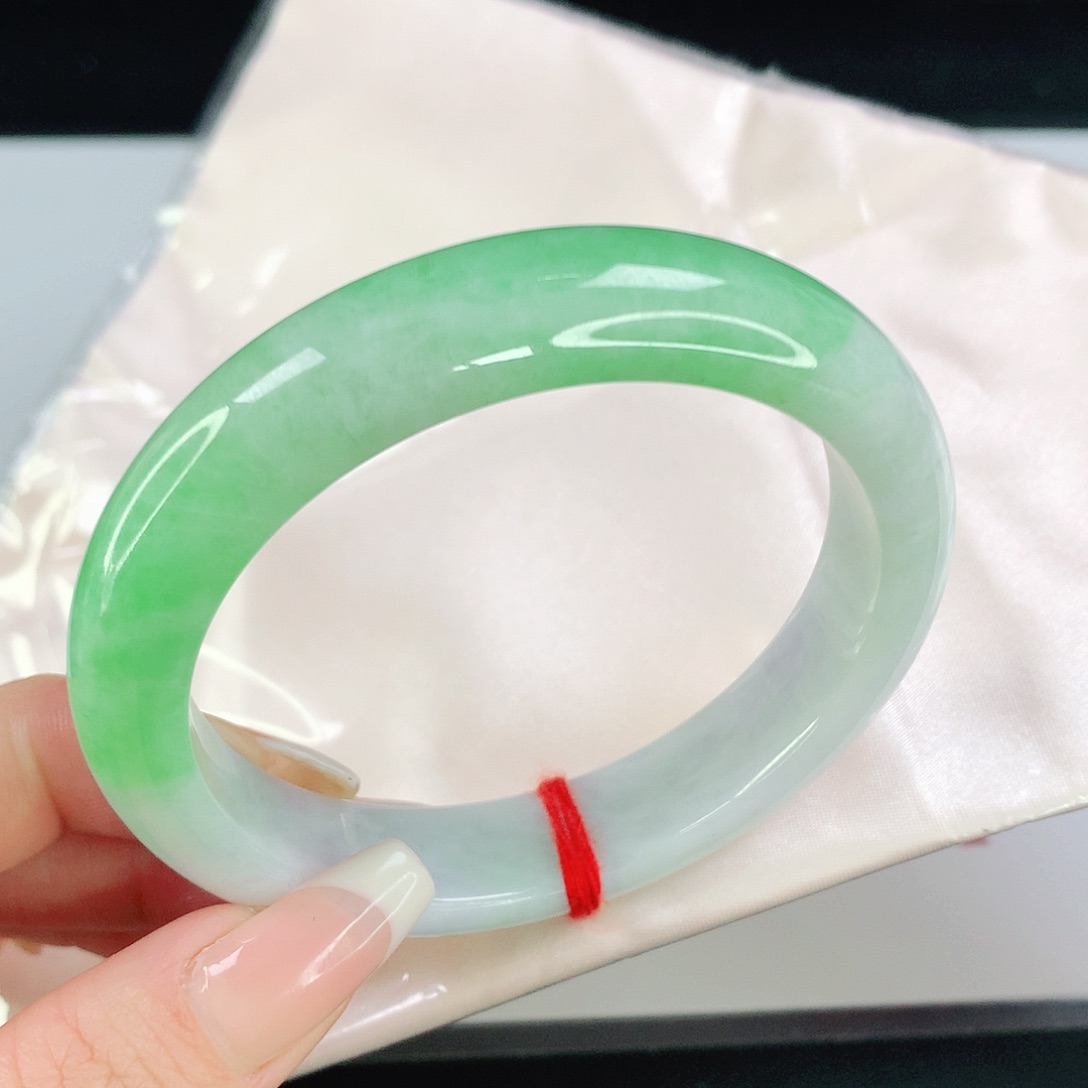 翡翠手镯未镶嵌2822翡翠