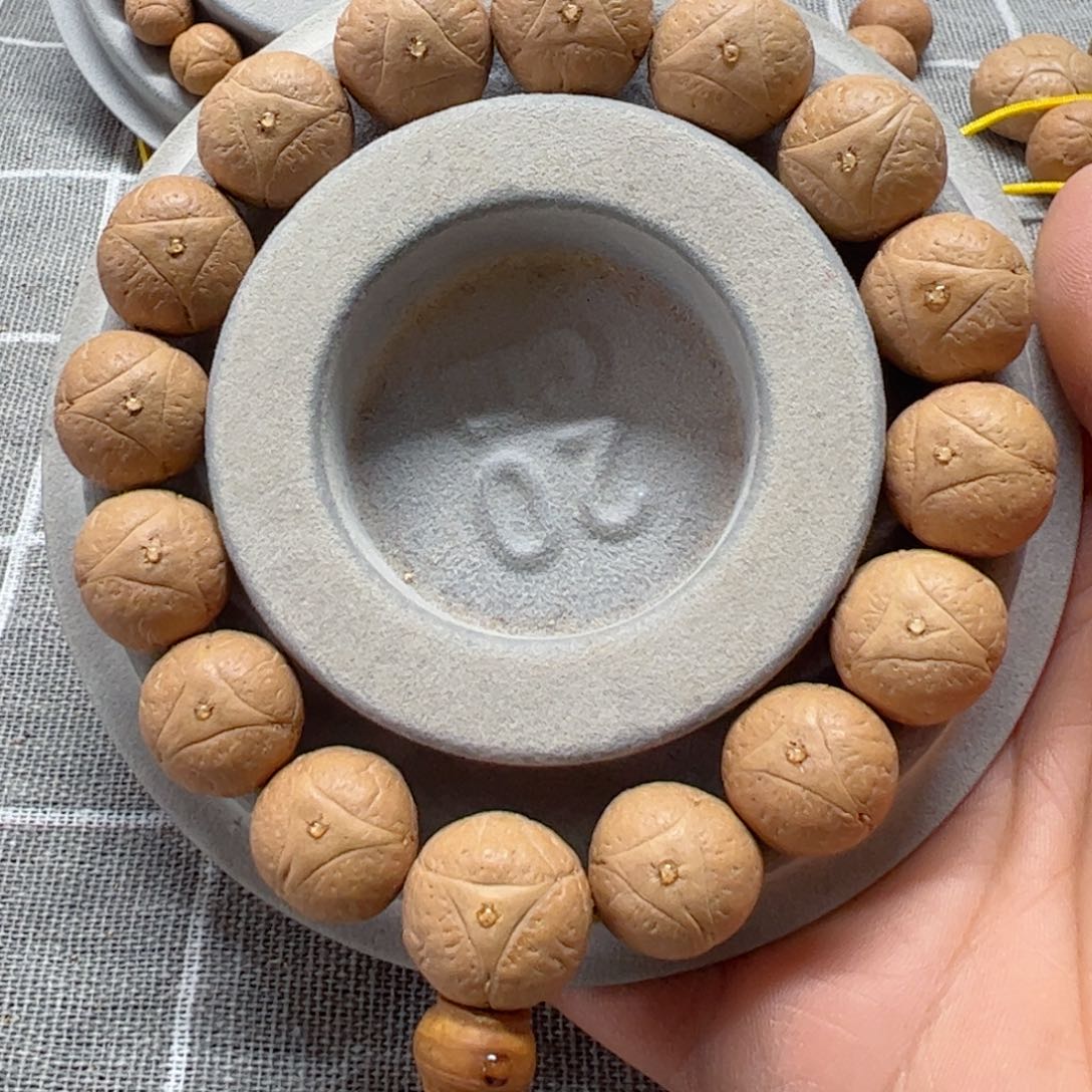 手串凤眼菩提16龙眼8@8521