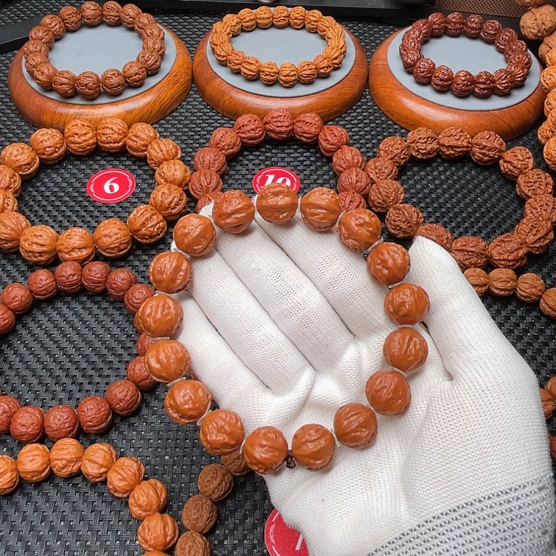 手串文玩核桃肉筋八棱