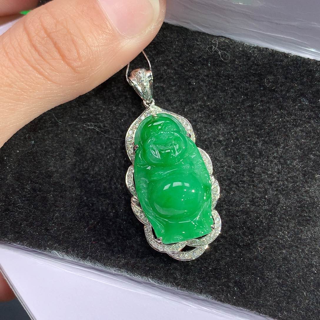 翡翠吊坠(赠链)18K金镶嵌
