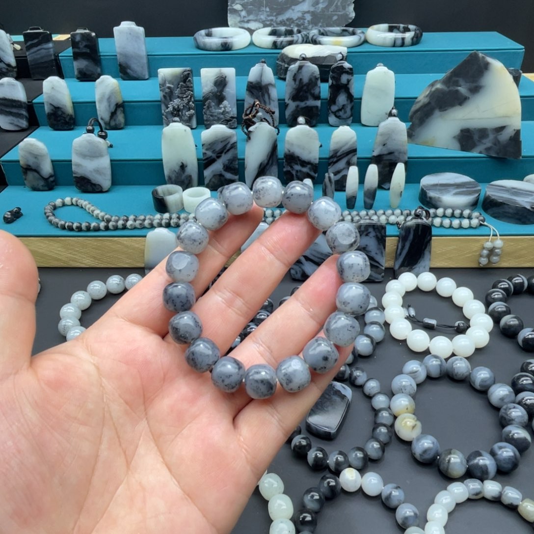 和田玉手串未镶嵌