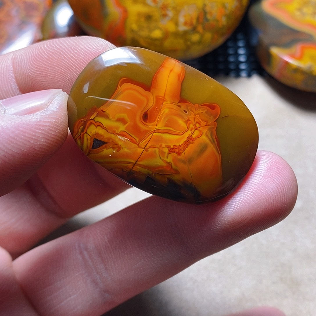 玛瑙/玉髓颈饰未镶嵌樱*树