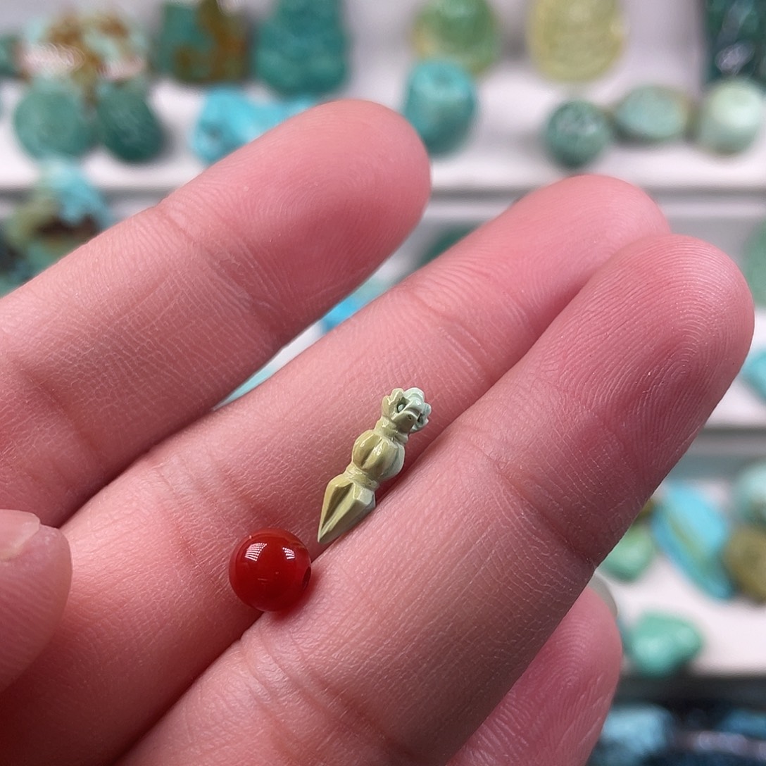 南红玛瑙未镶嵌颈饰