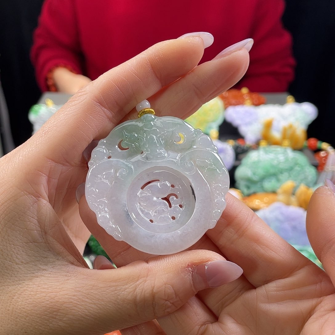 翡翠颈饰未镶嵌代编织