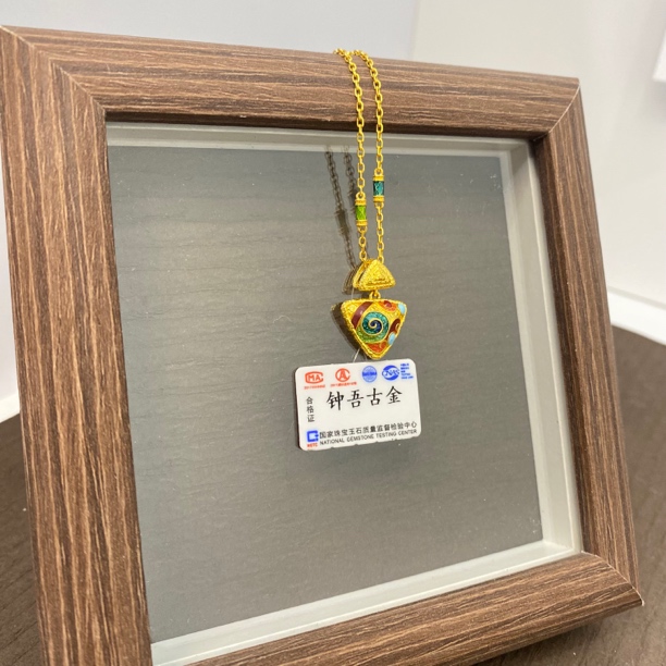 【钟吾黄金】足金999 精致时尚望舒吊坠