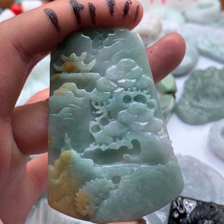 翡翠未镶嵌颈饰保真天然a货翡翠