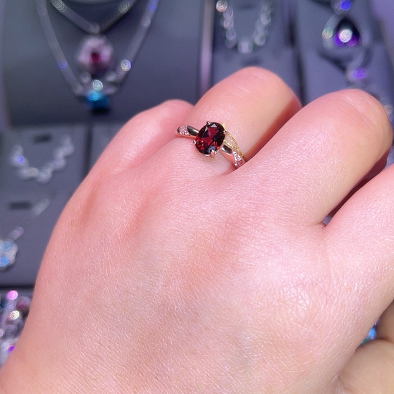 【闪购商品】石榴石戒指银S925镶嵌