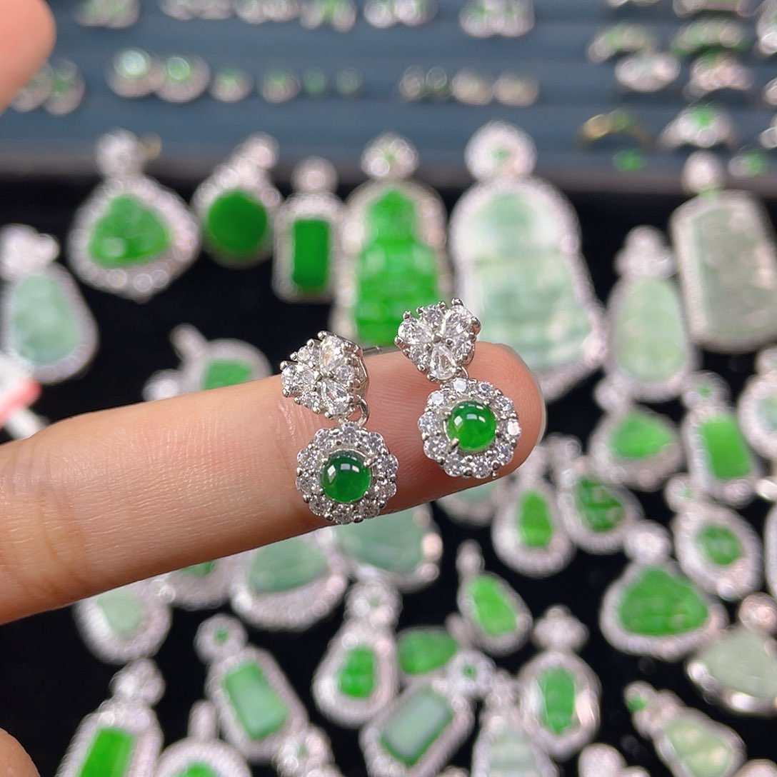 未镶嵌翡翠耳饰耳钉