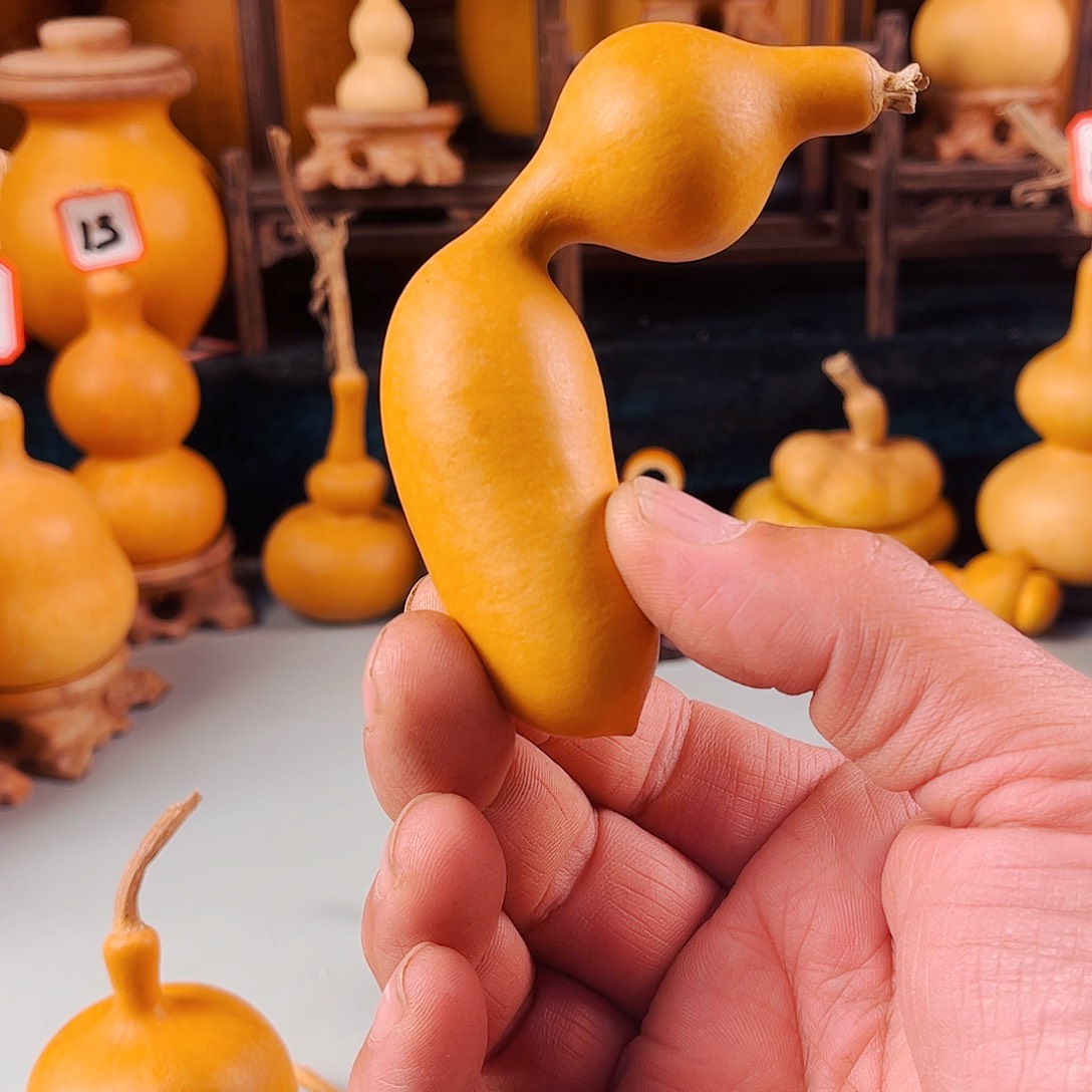 平***淡大叶紫檀（黑酸枝木类）