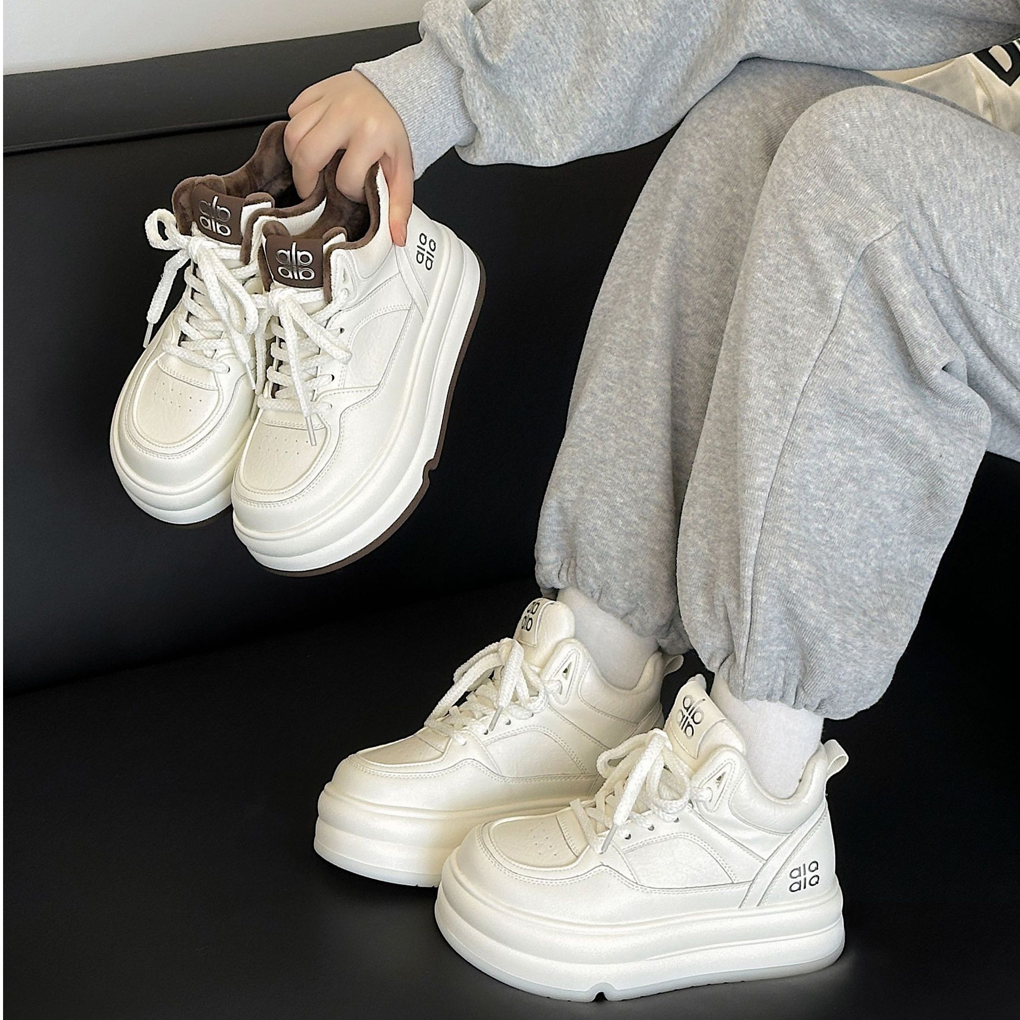 加绒厚底高帮小白鞋秋冬新款轻便保暖运动休闲板鞋4.5厘米（68065）