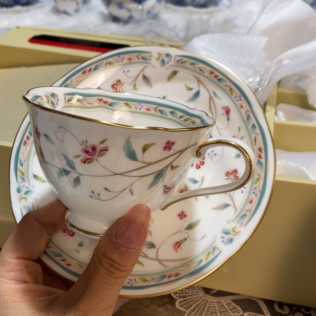 瓷器哈哈哈哈哈哈