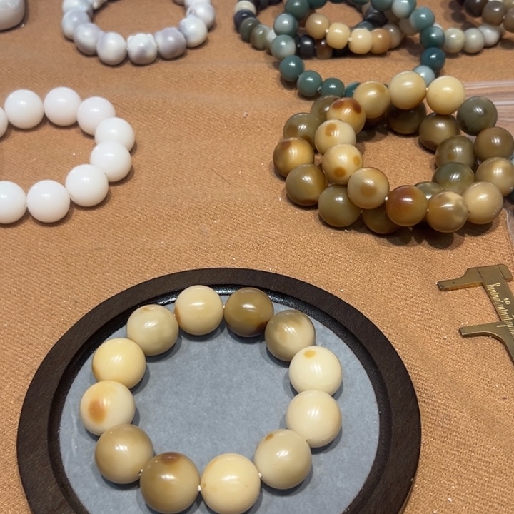 吊坠菩提根/象牙果大瑕20圆珠1