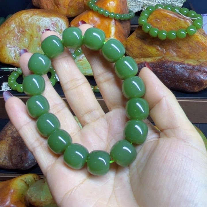 郭***和田玉未镶嵌手链