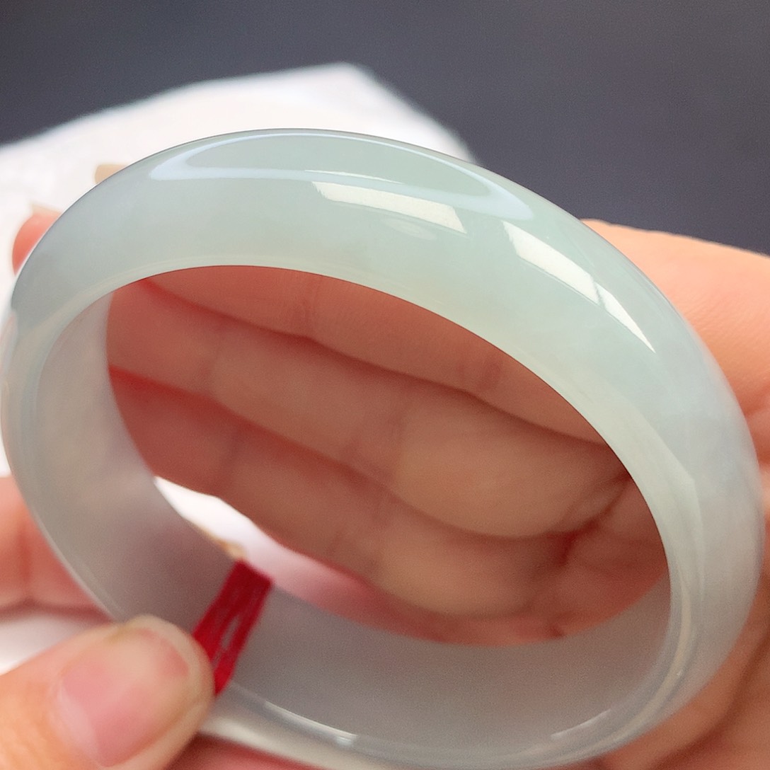 翡翠手镯未镶嵌08n n n n n n n n