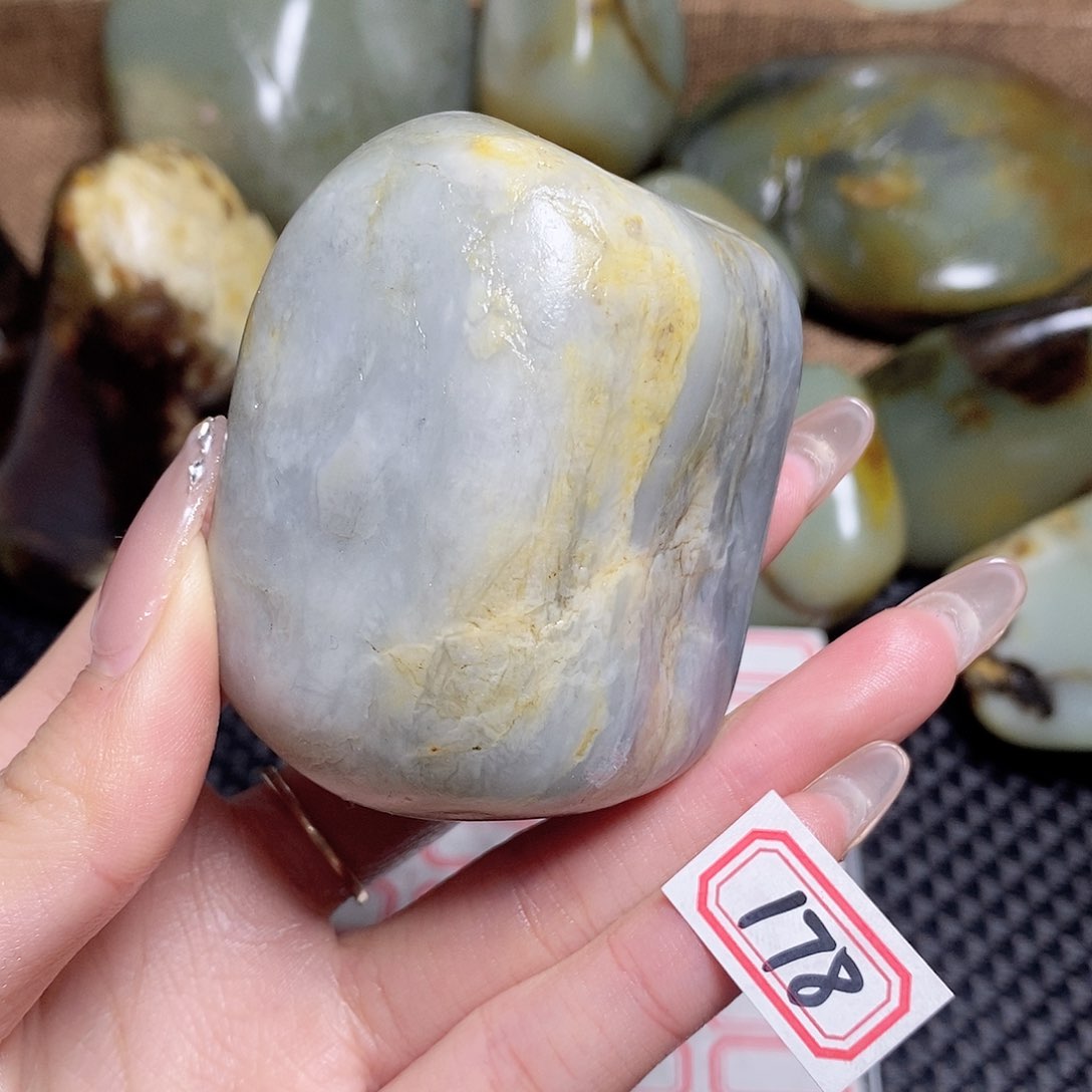 未镶嵌和田玉挂件178