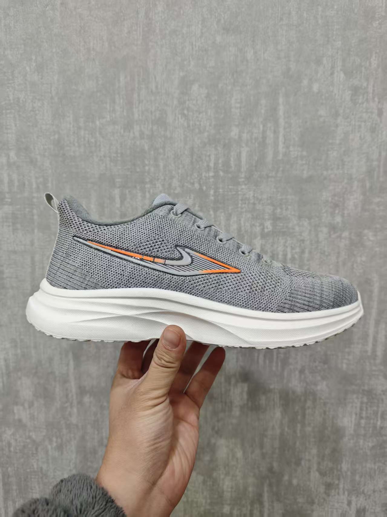 【小伦棉鞋】2025年时尚百搭耐磨防滑加绒保暖运动慢跑鞋2506