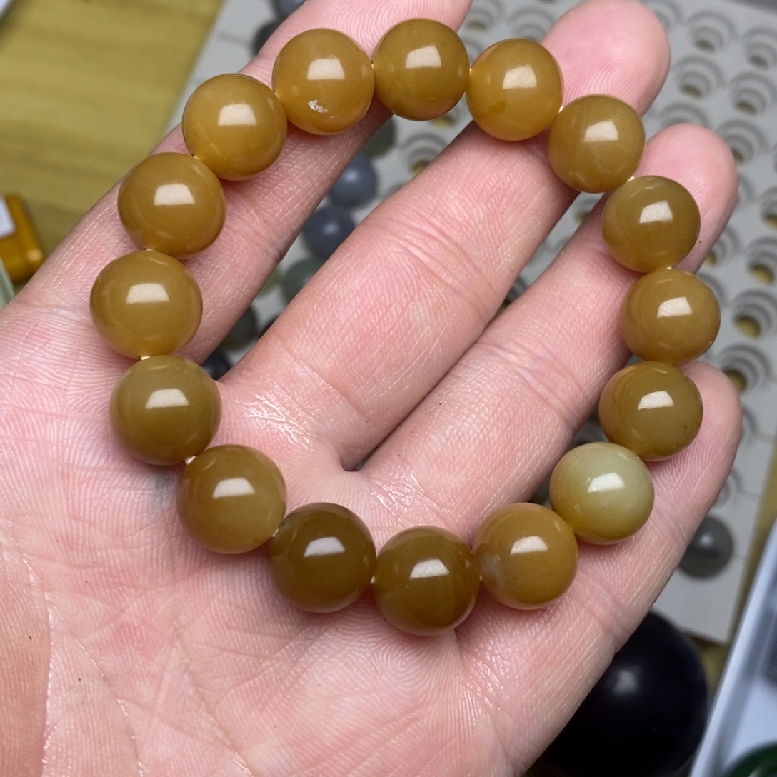 和田玉（糖玉）未镶嵌手链