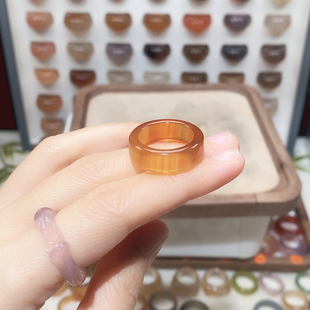 鲸***夏玛瑙/玉髓未镶嵌戒指港15