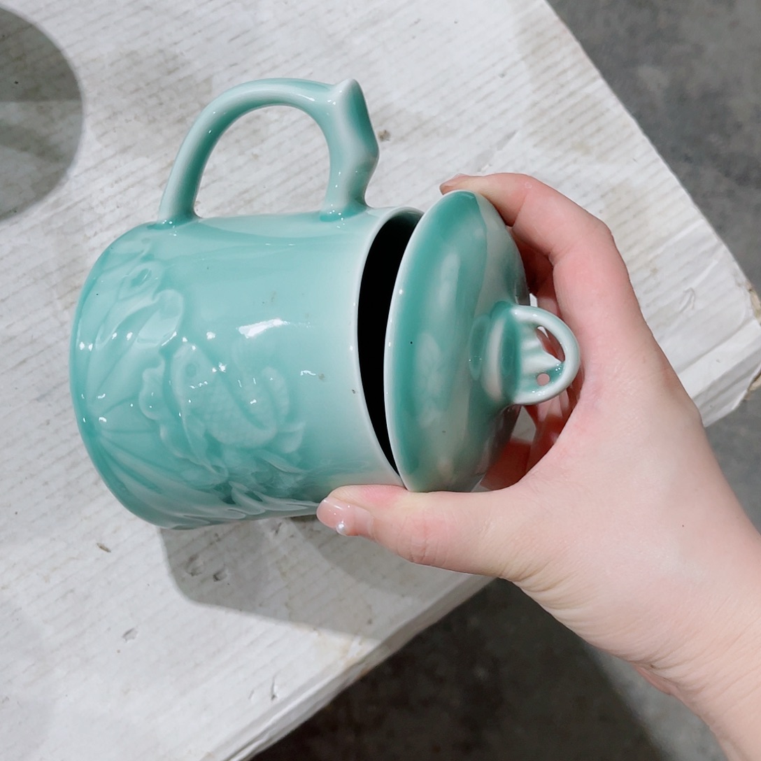 青瓷哈哈哈哈哈哈哈哈哈哈哈