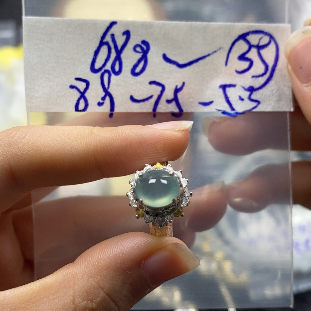 定制翡翠未镶嵌翡翠