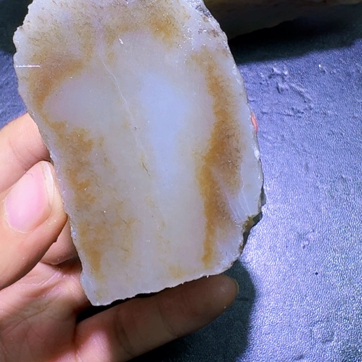 未镶嵌和田玉（糖玉）珠宝半成品