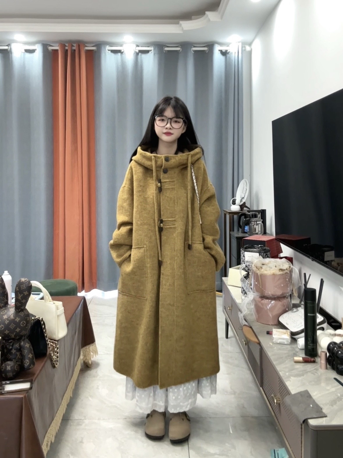 黄贝贝/韩系高级感双面羊毛大衣慵懒感毛呢外套连帽加厚款女 2408