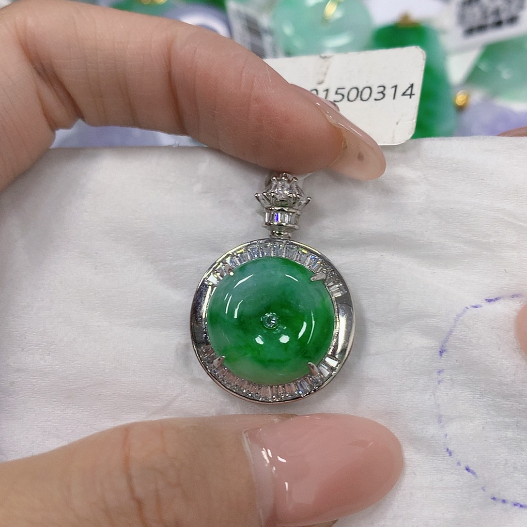 翡翠银S925镶嵌颈饰天然翡翠a货 百元以上9米证书费自理