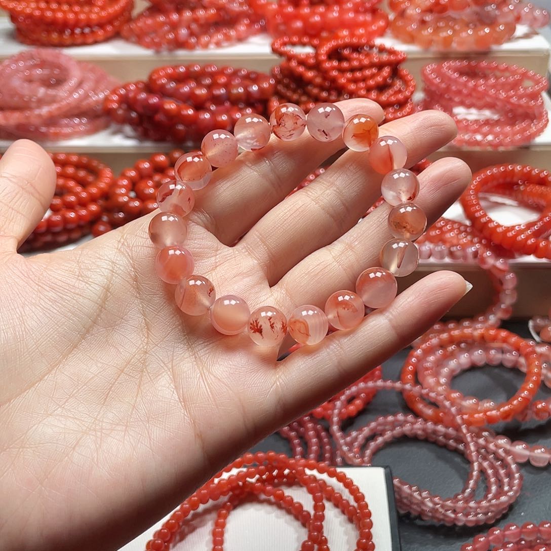 南红玛瑙未镶嵌手链