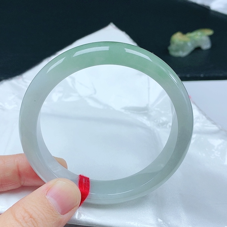 【闪购商品】翡翠手镯未镶嵌天然翡翠手镯
