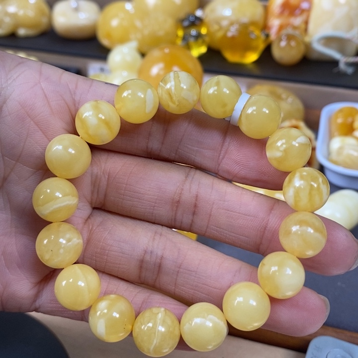 琥珀裸石未镶嵌单默