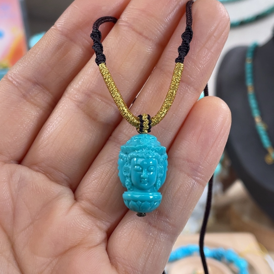 绿松石未镶嵌套链三面观音