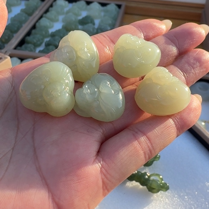 和田玉未镶嵌颈饰拍一发一多样性菲