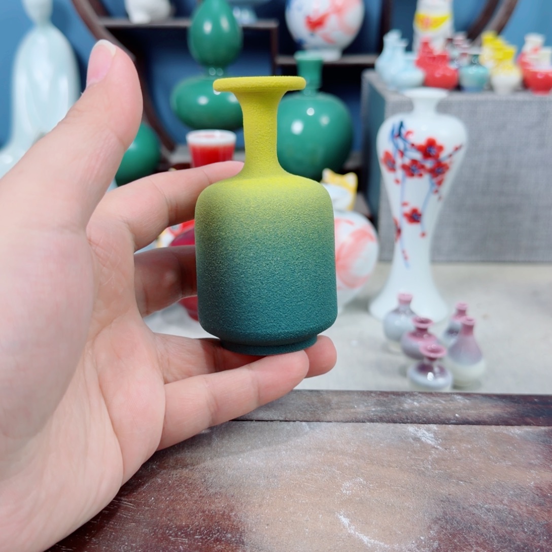 陶瓷手工小花器摆件