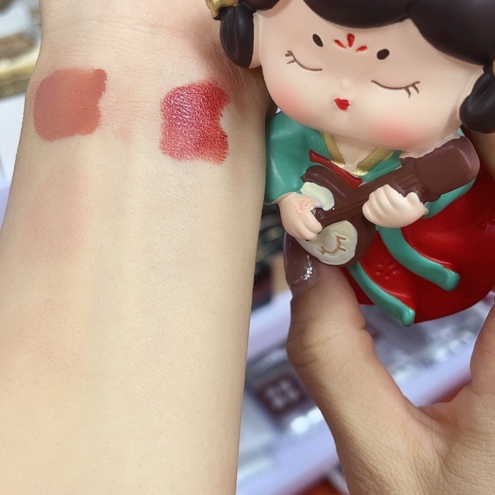 瓷片杨树林红缪斯陶瓷娃娃