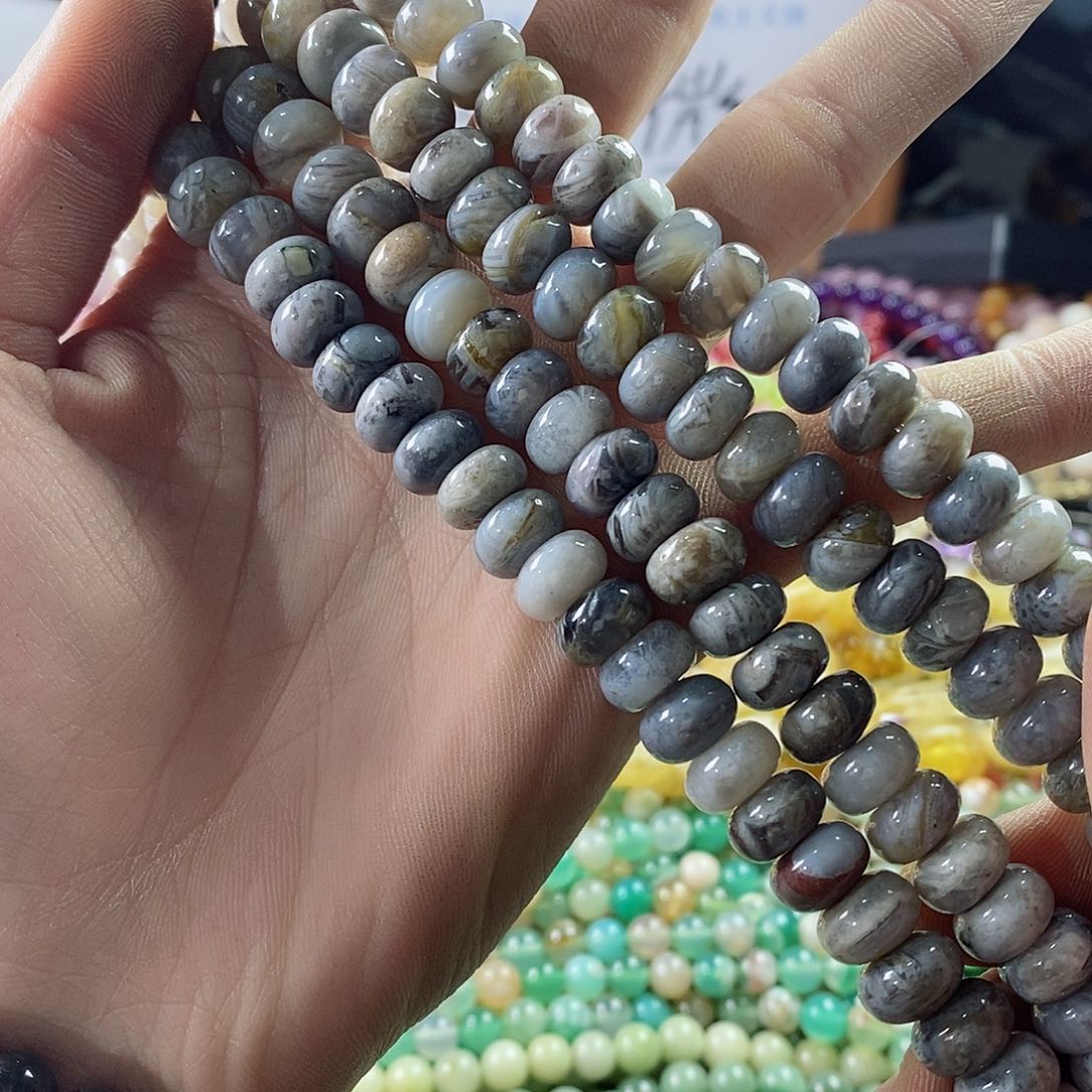 玛瑙/玉髓珠宝半成品未镶嵌一条天然10mm竹叶玛瑙隔片