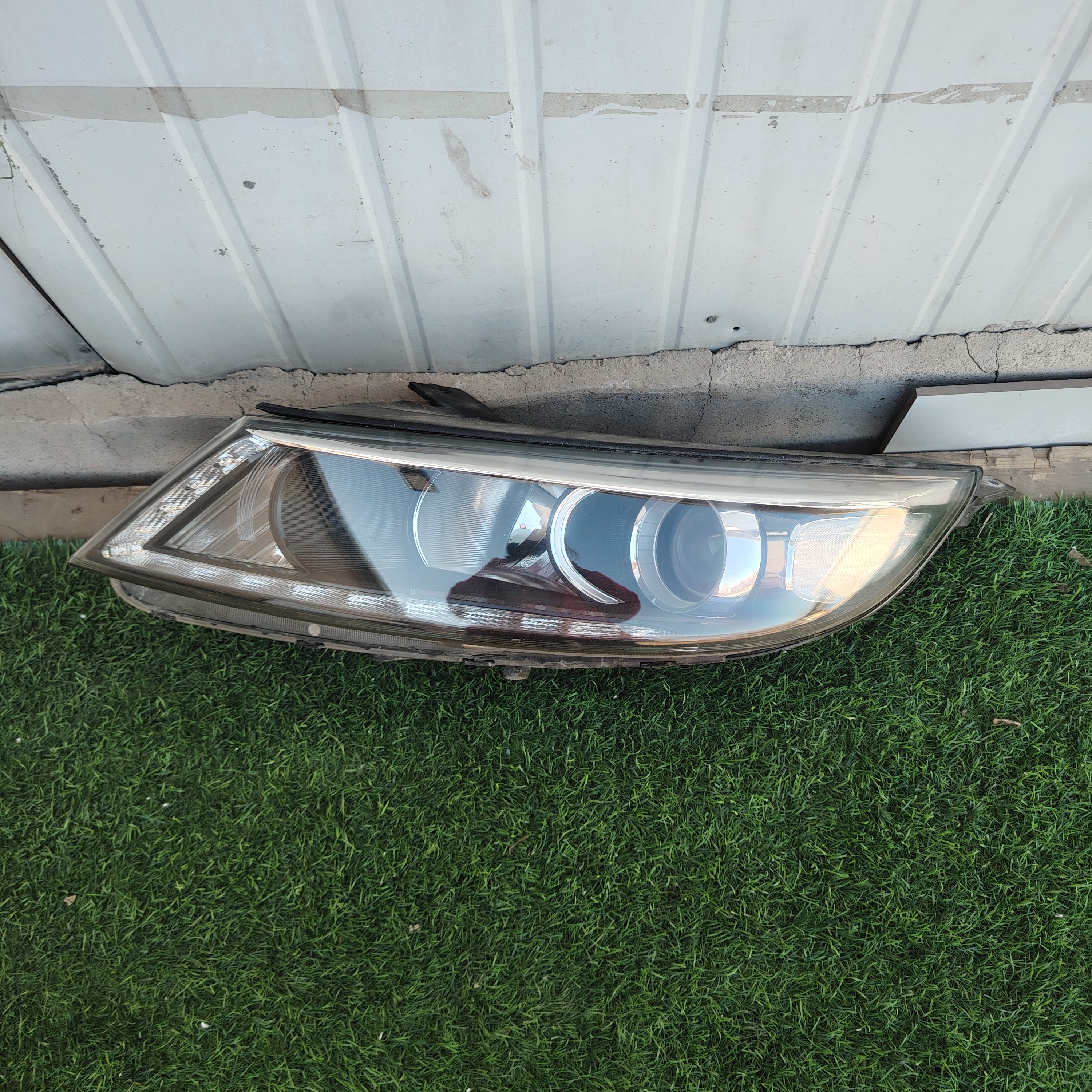 适配15-16款起亚智跑前大灯前照明灯前车灯带日行灯大灯