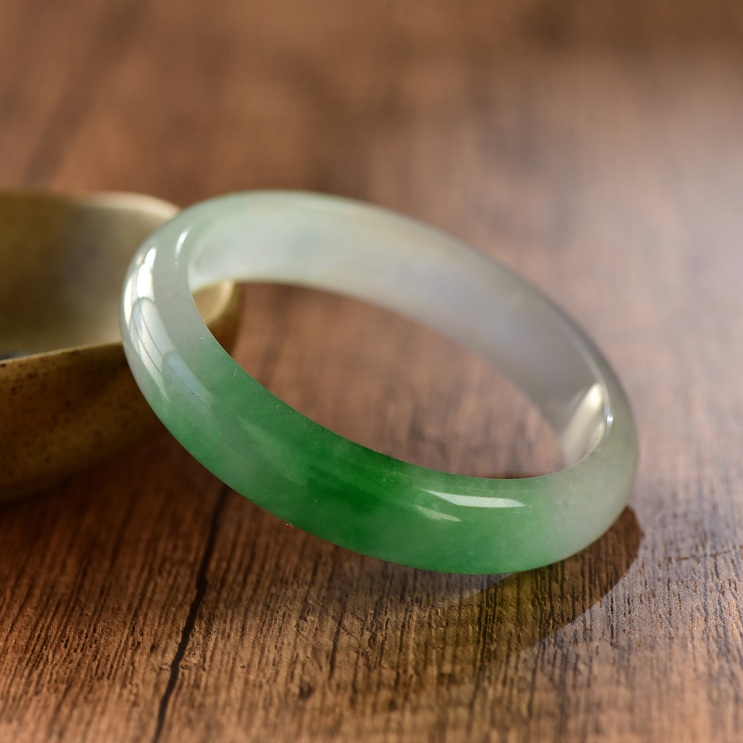 时尚大女王冰透女款精美美人镯多样性发其一