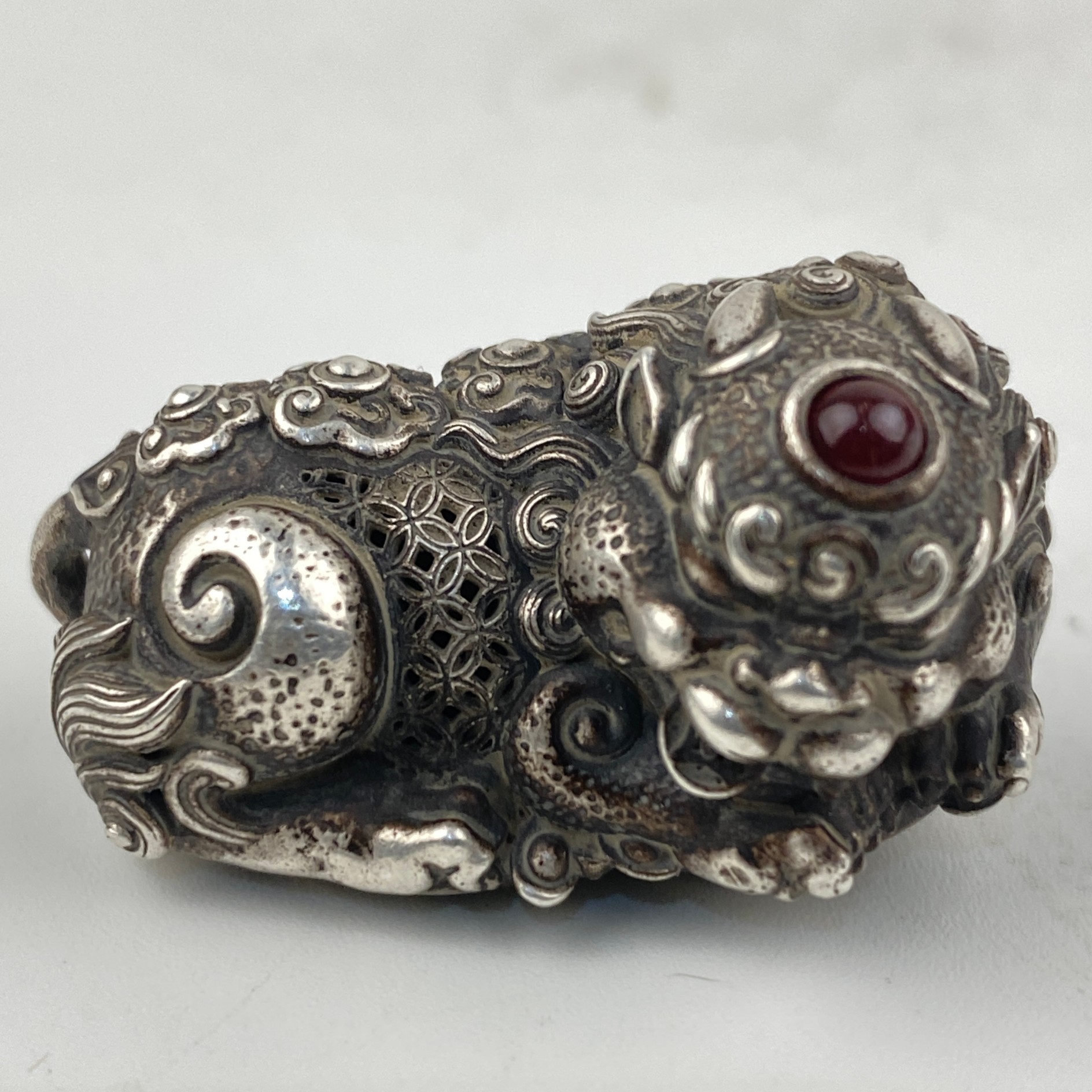 ZBM19/20世纪前期·嵌宝石招财貔貅（银）39mm35gZBM25112241