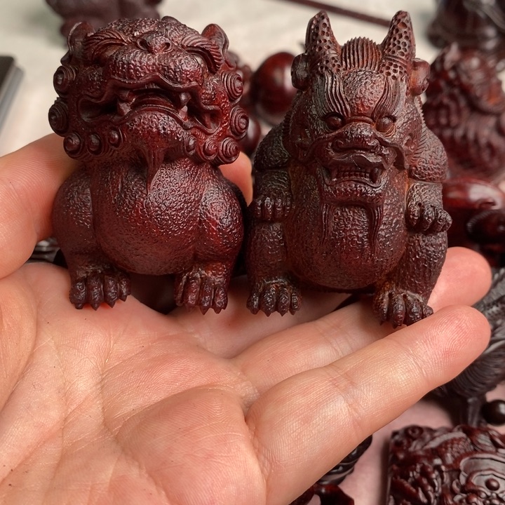 檀香紫檀（小叶紫檀）叽*